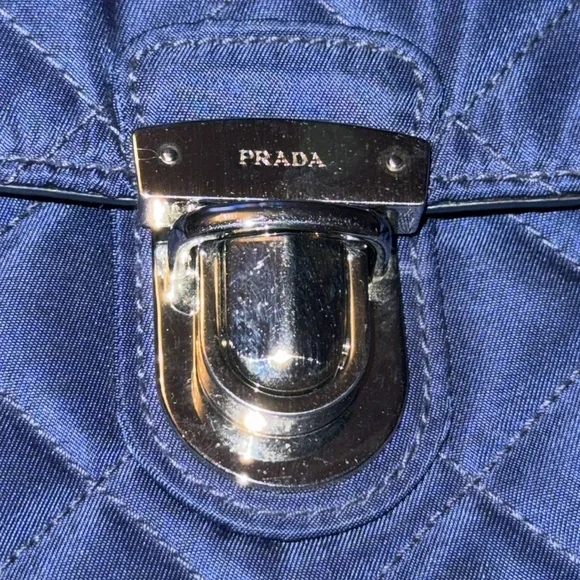 Preloved Prada quilted nylon shoulder bag navy blue pristine condition 9 1/2”X 6 - Picture 3 of 8